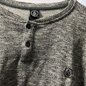 3 Men’s Under Armor long sleeve T shirts